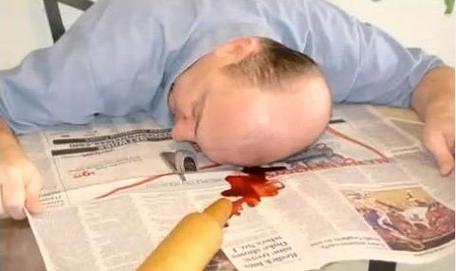 梦见死人对我笑是什么征兆