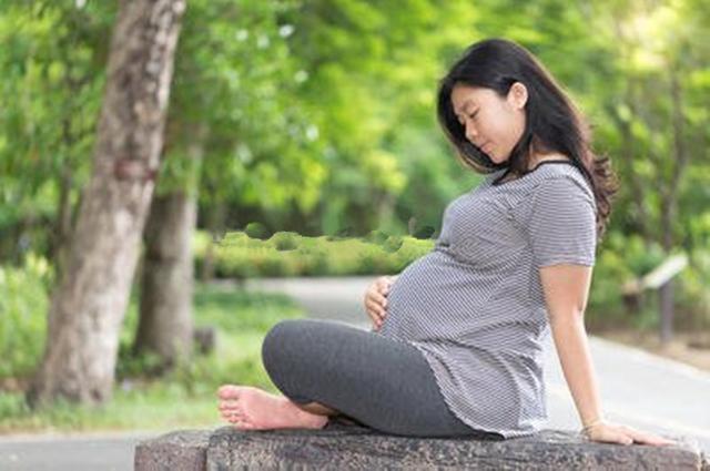 屁股大的女生真的好生养吗?好生养的女生体相分析!