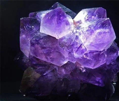 水晶会吸走人的灵气