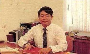 曹德旺面相分析:少年艰辛晚年富足的企业家