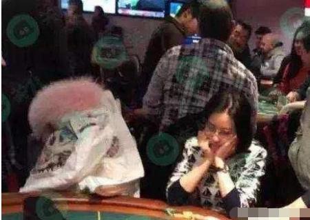 哪些人容易嗜赌成性