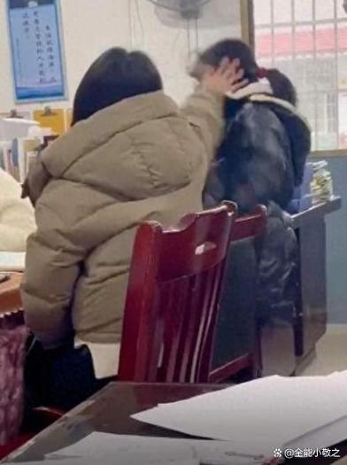 梦见小女孩欺负我怎么回事
