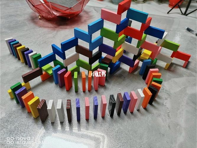 多米诺骨牌的秘密是什么