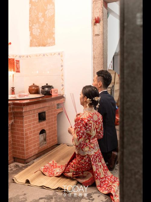 新娘进门不能和哪个属相见面