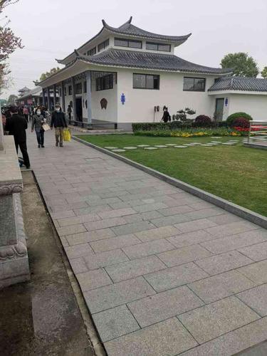 上海的松鹤墓园公墓