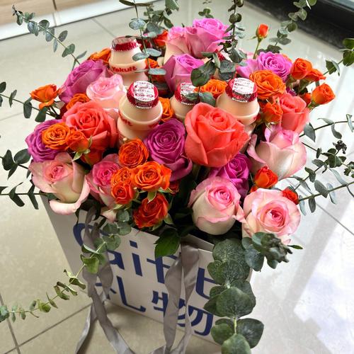 孕妇梦见别人给我送花,做梦有人送花是什么意思