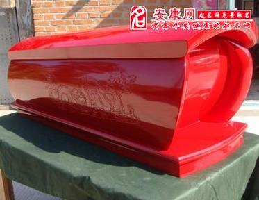 已婚女人梦见空棺材是什么意思