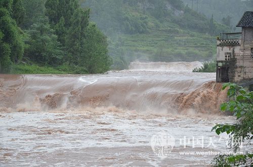 梦见山洪暴发什么意思,梦见山洪暴发代表什么