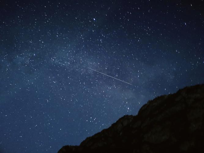 梦见哈雷彗星周公解梦,梦见哈雷彗星是什么意思?