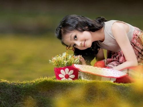 属兔孩子适合穷养还是富养