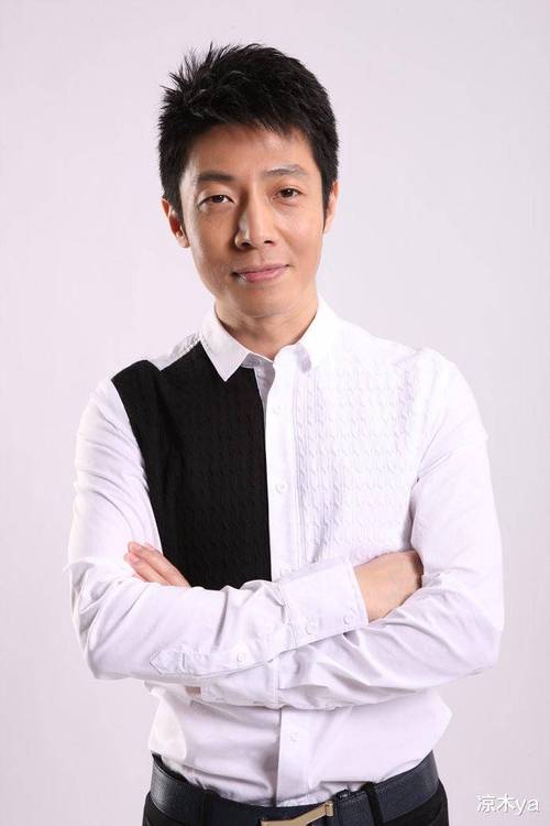 撒贝宁星座(白羊座)