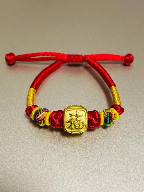 宝宝今年1岁生肖属什么?1岁的宝宝能力如何发展