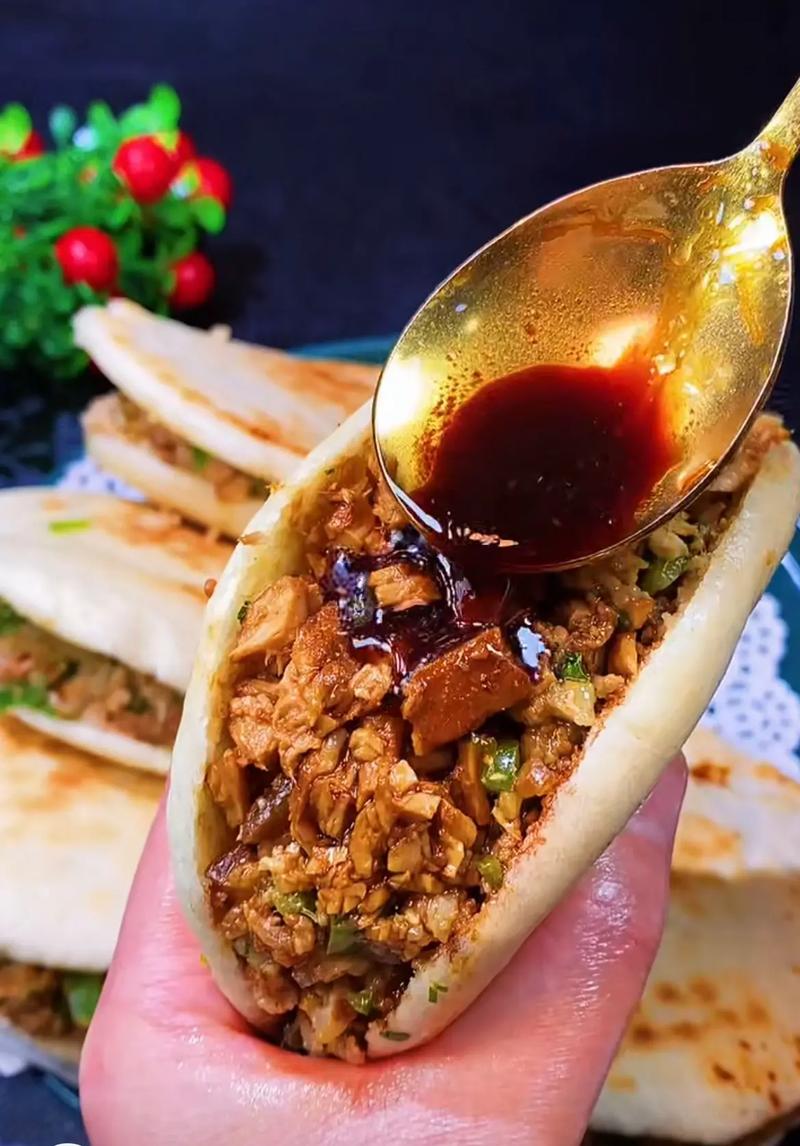 梦见捡到大鱼 梦见捡到大鱼大肉