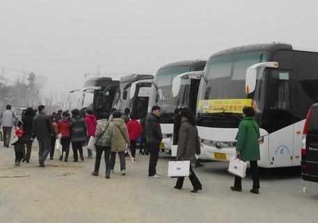 梦见坐大巴车去前男友家是什么意思