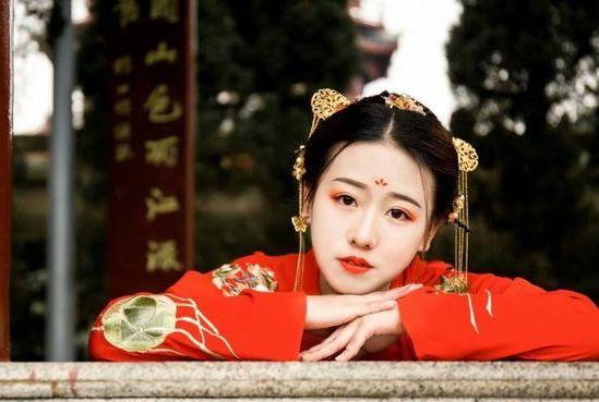 格局大有魄力的生肖女