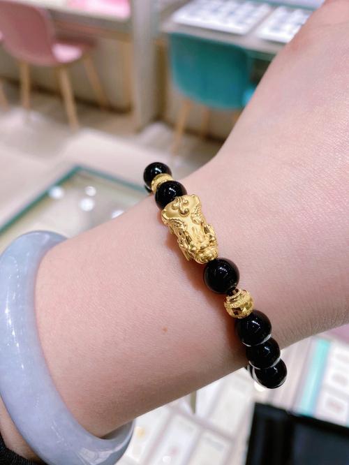 戴金首饰辟邪吗