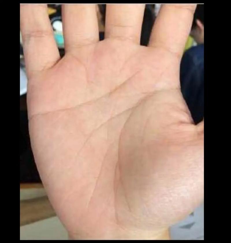 手相智慧线上有三角纹代表什么