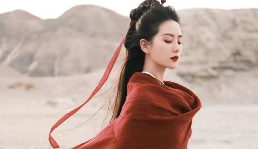 事业爱情兼顾的主星组合