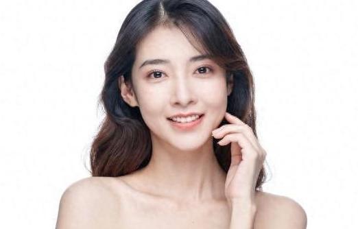 完美到让人羡慕的生肖女