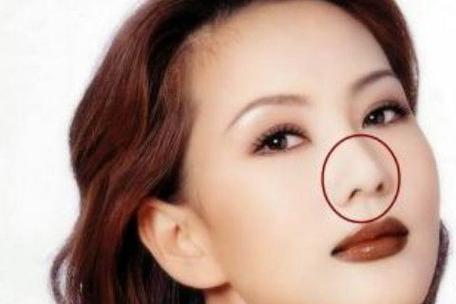 鼻孔特别小的女性有什么性格特征