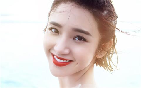 有酒窝的女人婚姻事业运如何