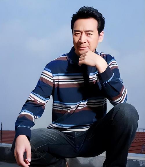 频繁换工作的人的面相