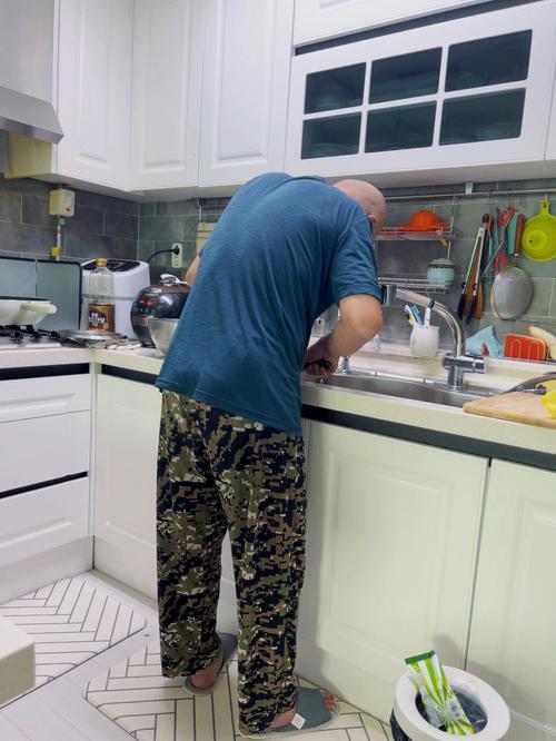 梦见没有鳞片的鱼是什么意思