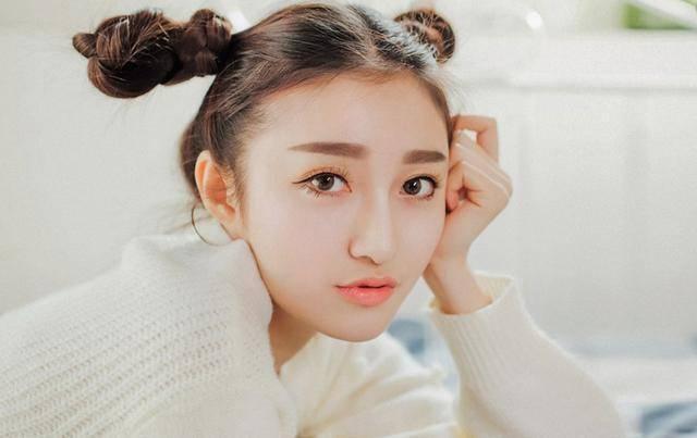 长相普通却颇有异性缘的星座女