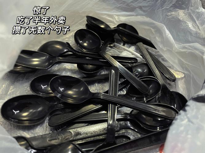 梦见有人请我吃馄饨