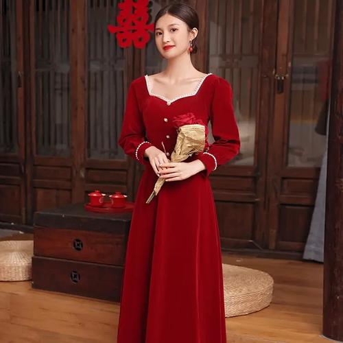 适合结婚场合穿的衣服