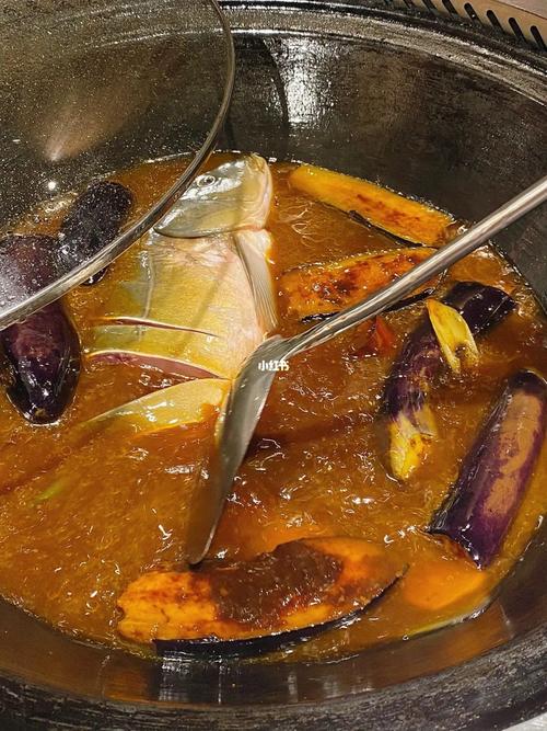 梦见锅里炖大鱼但没吃