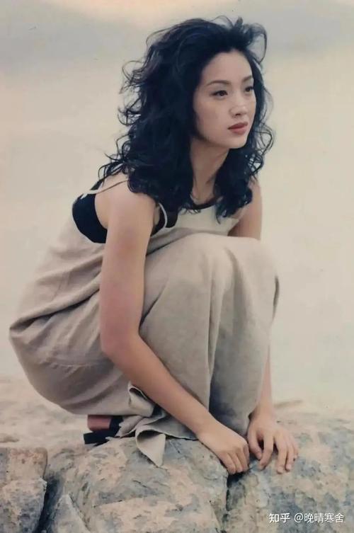 懂得不过问丈夫隐私的主星女