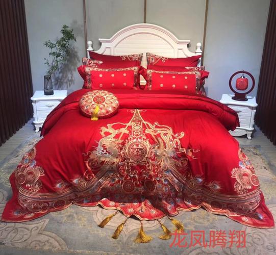 结婚四件套龙凤还是花好