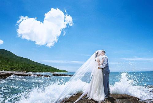 属龙女最想去哪里拍婚纱照
