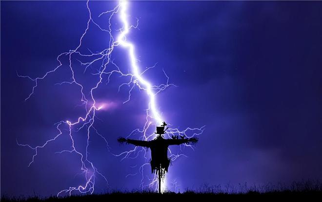 解读梦见打雷闪电劈死人是吉兆吗?