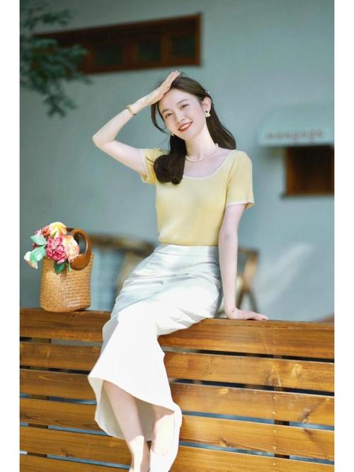 12星女夏日吸睛穿搭