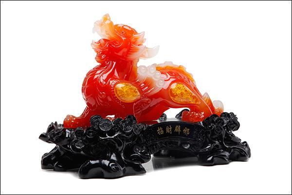 坐东朝西的办公室风水好不好?摆放吉祥物有什么用?