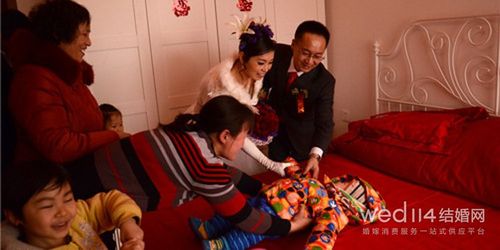 结婚压床可以是女孩吗