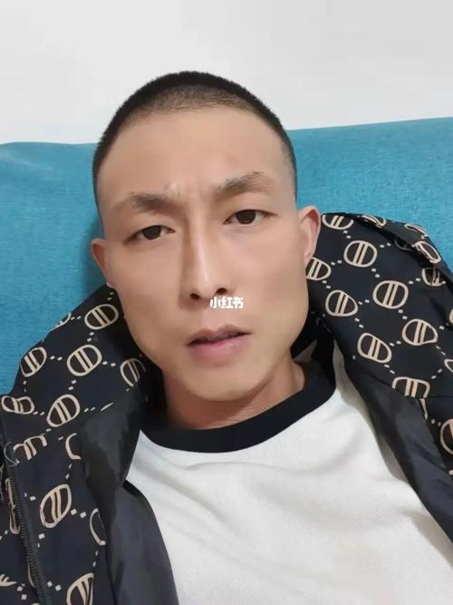 眉毛散乱的人遇事容易慌乱是真的吗