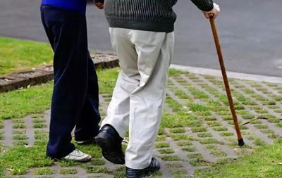 梦见拐杖坏了