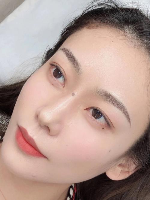 眉毛透露你的柔情