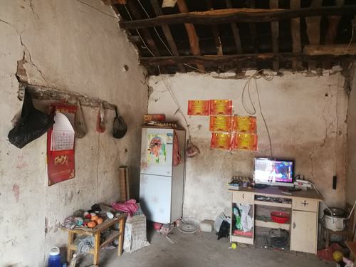 梦见简陋房屋怎么回事