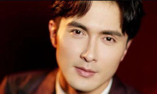 眼窝深的男人会更加深情是真的吗