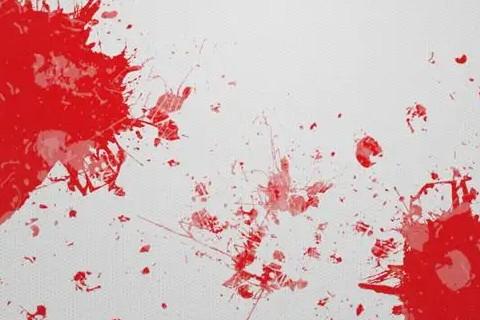 女人梦见地上有很多血