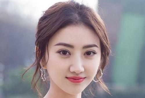 女人眼睛透露的爱情结局