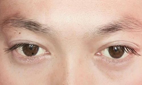 男人眉毛短而淡面相如何?