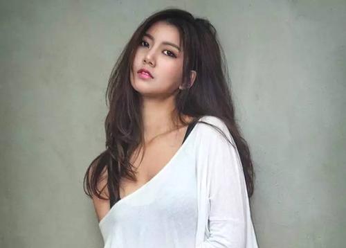 总被搭讪的血型美女
