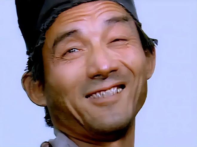梦见济公笑了
