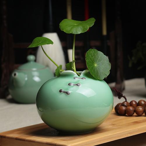 小心花瓶影响您的办公风水-办公风水
