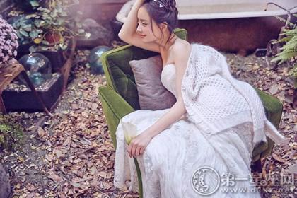 比肩格女性 女人比肩格的命运分析